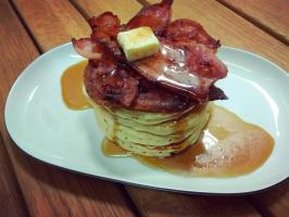 Lunch w World of Pancakes